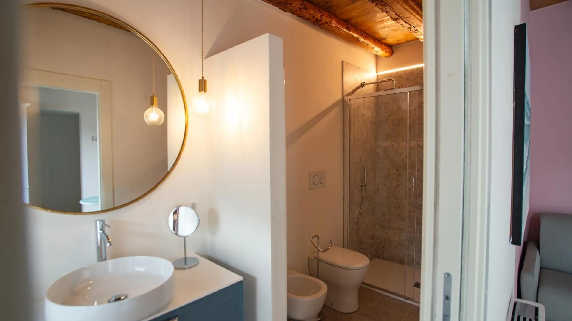 Le Cornici Home Suites - Apartments - Lake Idro Ponte Caffaro 0*,  Italy