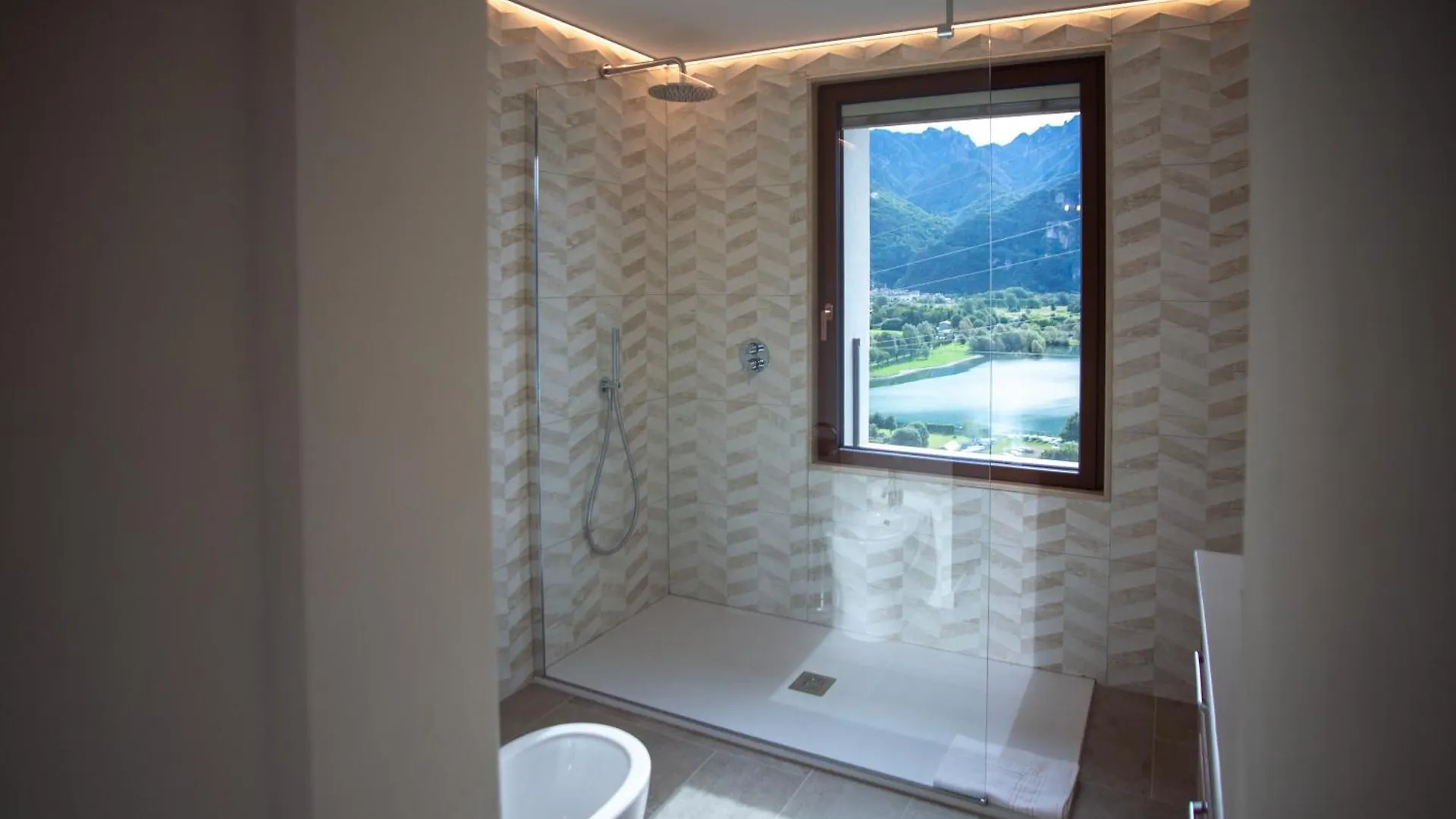 Le Cornici Home Suites - Apartments - Lake Idro Ponte Caffaro