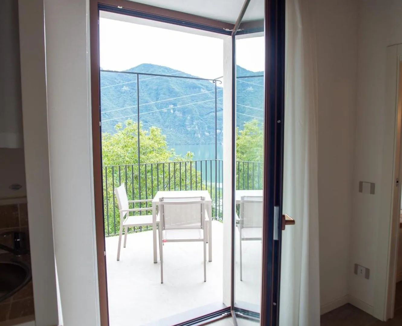 Le Cornici Home Suites - Apartments - Lake Idro Ponte Caffaro 0*,  Italy