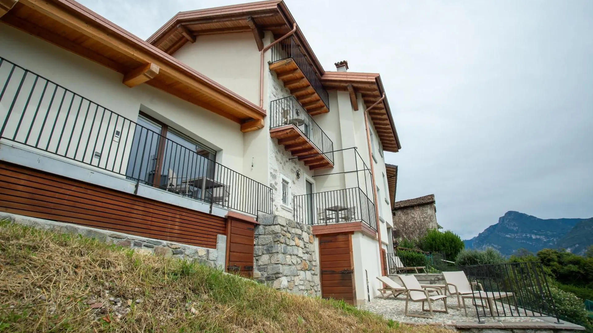 Le Cornici Home Suites - Apartments - Lake Idro Ponte Caffaro